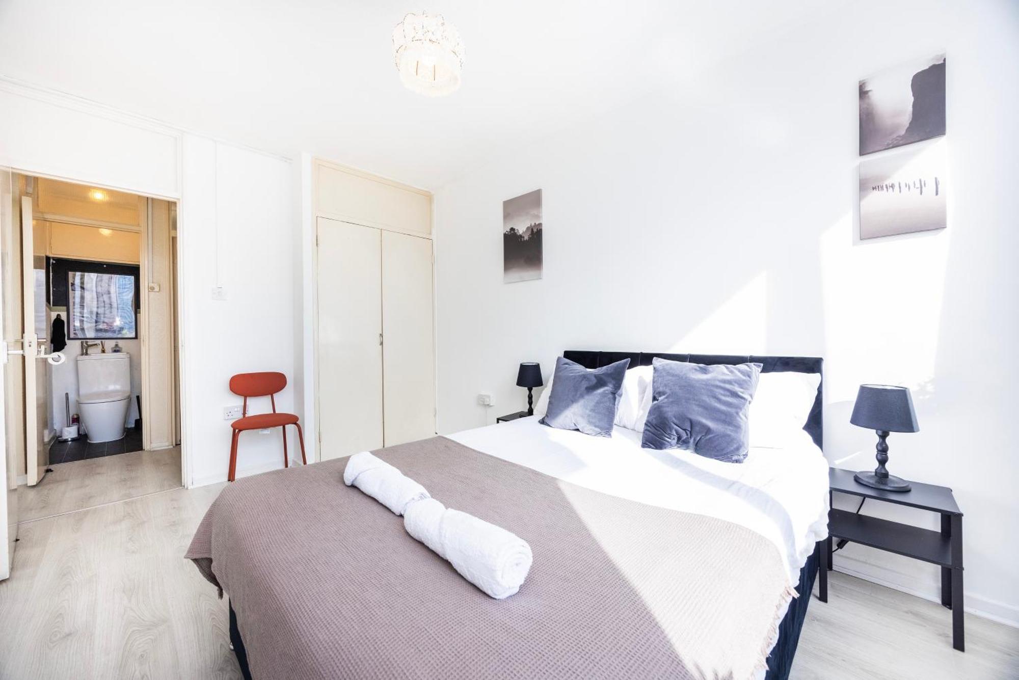 Appartement Business 2 Beds - Poplar - 2 Minutes From Station *